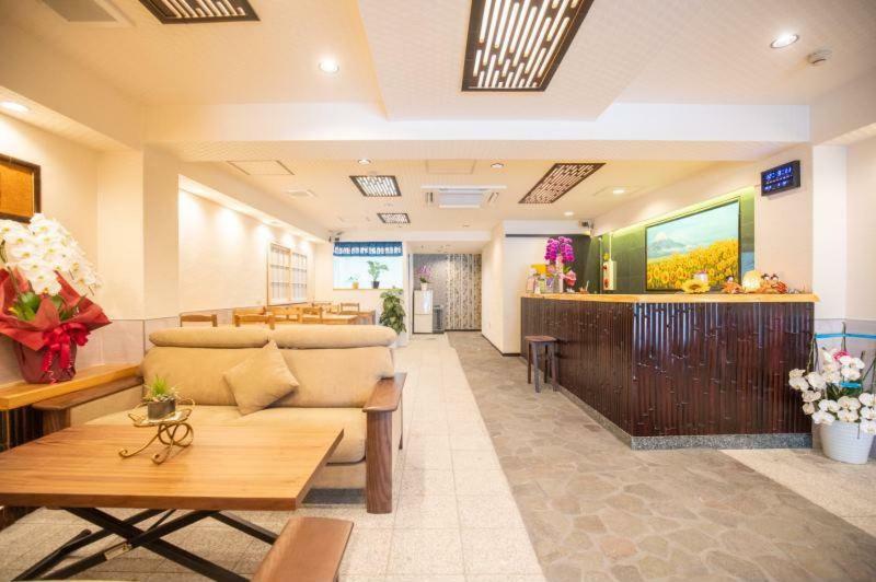אוסקה Hotel Himawari מראה חיצוני תמונה