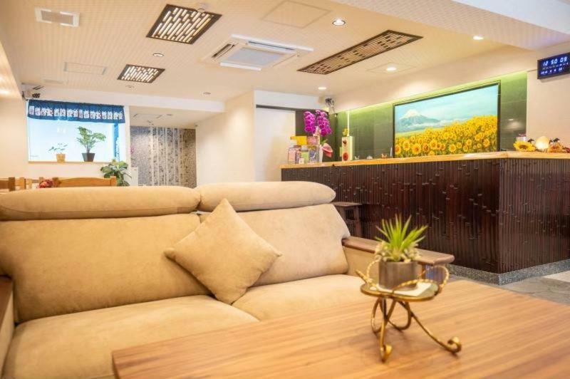 אוסקה Hotel Himawari מראה חיצוני תמונה